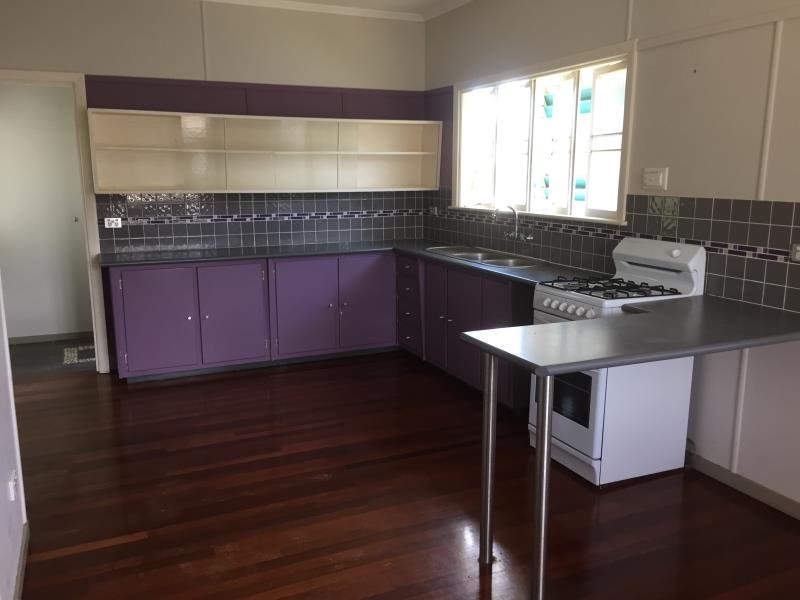 204 Earl Street, Berserker QLD 4701